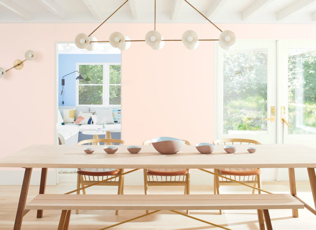 Dining room painted in Benjamin Moore's First Light, 2020 Color of the Year